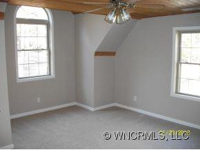 553 Thunder Road - Photo 17