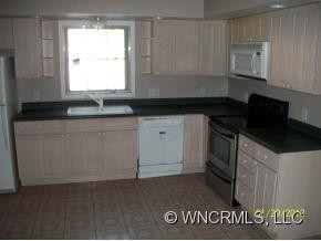 553 Thunder Road - Photo 6