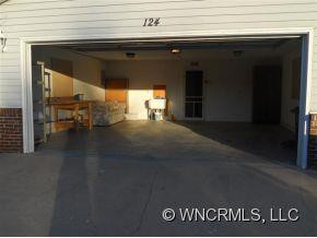 124 DERBYSHIRE DRIVE - Photo 19