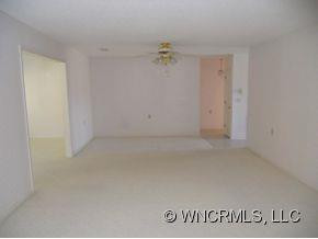 124 DERBYSHIRE DRIVE - Photo 5