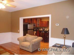 107 FAIRVIEW OAKS LANE - Photo 4