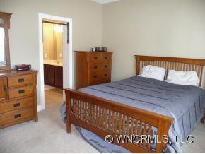 107 FAIRVIEW OAKS LANE - Photo 9