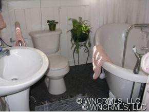 191 CHESTNUT PARK DRIVE - Photo 2
