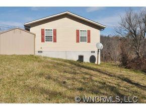 219 E Oakview Road - Photo 2