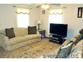 219 E Oakview Road - Photo 11
