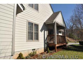26 Little Cedar Court - Photo 2