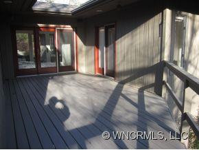124 Continental Drive - Photo 10