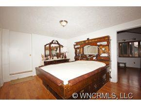 34 FERENVILLA DRIVE - Photo 11