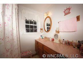 34 FERENVILLA DRIVE - Photo 16