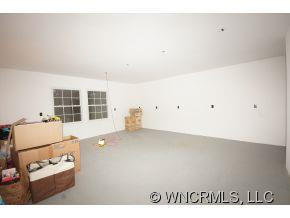 34 FERENVILLA DRIVE - Photo 18