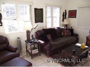 44 Stonebridge Drive - Photo 4
