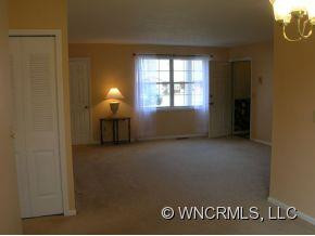 102 FALLING WATERS ROAD #2 - Photo 2