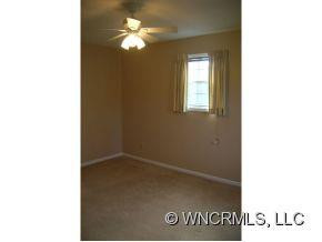 102 FALLING WATERS ROAD #2 - Photo 11