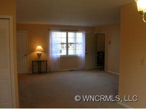 102 FALLING WATERS ROAD #2 - Photo 4
