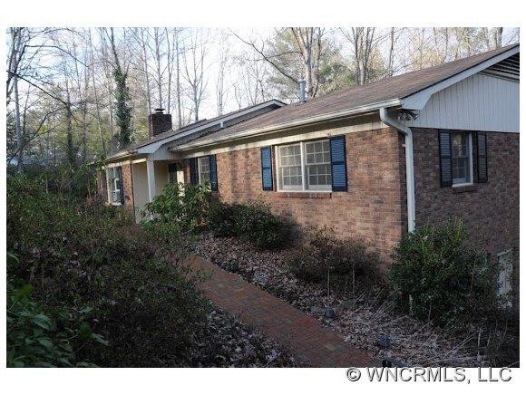 414 DEERHAVEN LANE