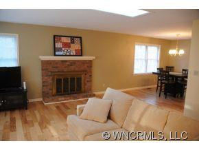 414 DEERHAVEN LANE - Photo 2