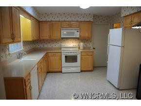 414 DEERHAVEN LANE - Photo 6