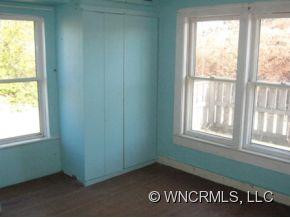 1020 Halsbury Avenue - Photo 4