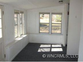 1020 Halsbury Avenue - Photo 6