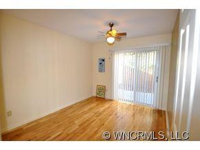 109 Exeter Court - Photo 9