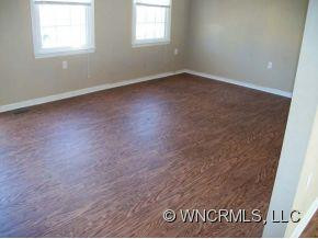 125 Greenwood Street - Photo 2
