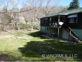 11 APPLE LANE - Photo 12