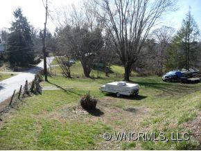 11 APPLE LANE - Photo 14