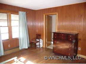 11 APPLE LANE - Photo 8