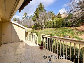 131 DEERLAKE DRIVE - Photo 3
