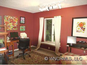 210 CARRINGTON COURT - Photo 8