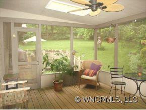 210 CARRINGTON COURT - Photo 9