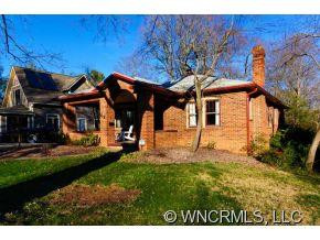 62 Madeline Ave - Photo 2