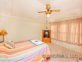 135 FOWLER LANE - Photo 5