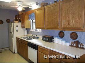 35 TALON COURT - Photo 8