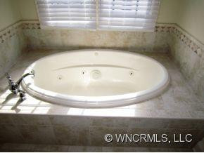 13 Jeff Drive - Photo 17
