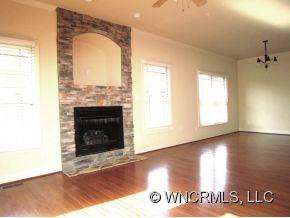13 Jeff Drive - Photo 4