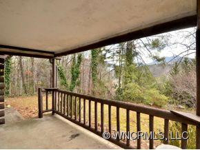 34 HEMPHILL KNOLL ROAD - Photo 9