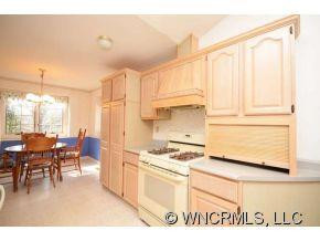 1 Weston Way - Photo 7