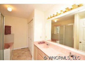 1 Weston Way - Photo 10