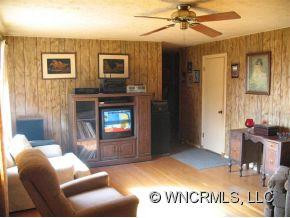 58 Longview Rd - Photo 2