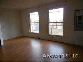 105 Douglas Place - Photo 17
