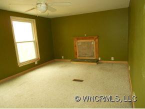 105 Douglas Place - Photo 5