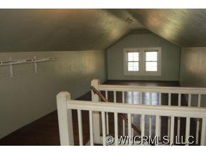 137 Clinton - Photo 12