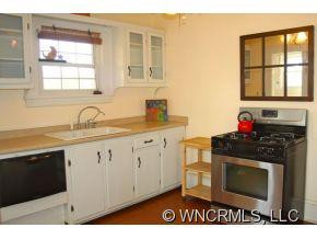 137 Clinton - Photo 8