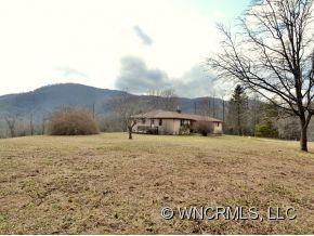 17 PINE HILL ROAD - Photo 12