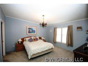 16 Country Meadows Drive - Photo 7