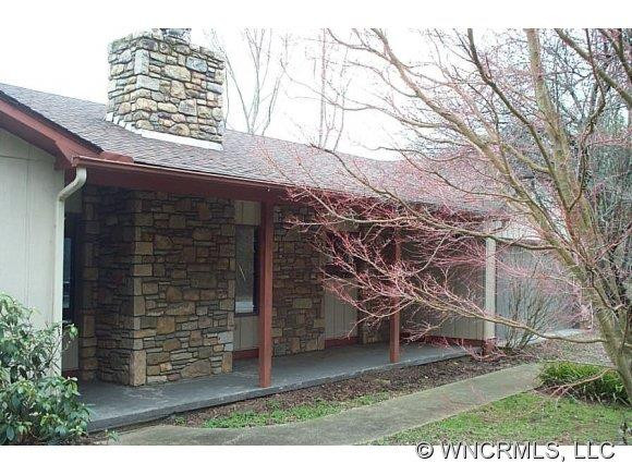 613 Emmas Grove Rd