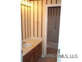 613 Emmas Grove Rd - Photo 13