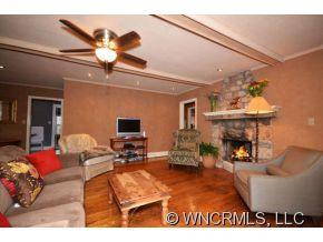 56 Lakewood Drive - Photo 4