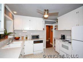 56 Lakewood Drive - Photo 6